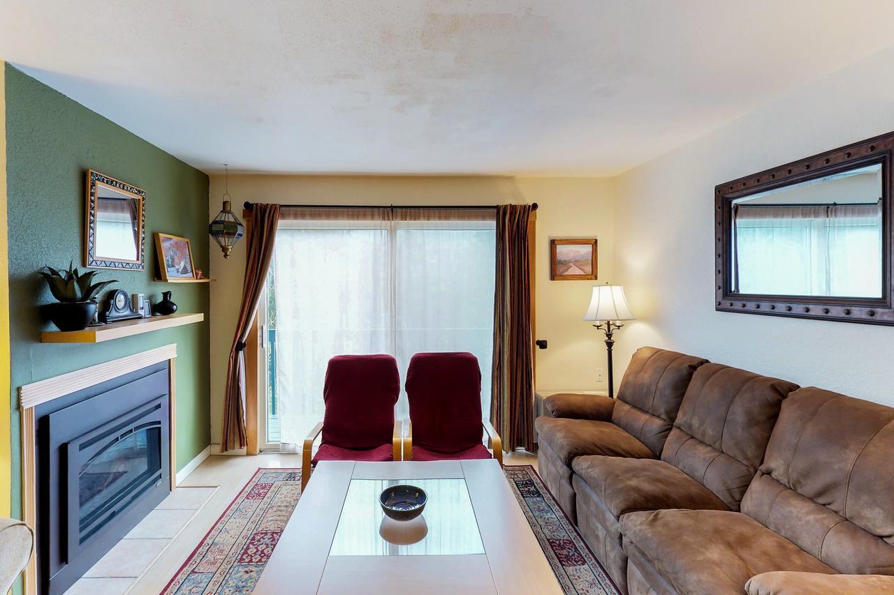 Brighton Condo #208 길드우드 외부 사진