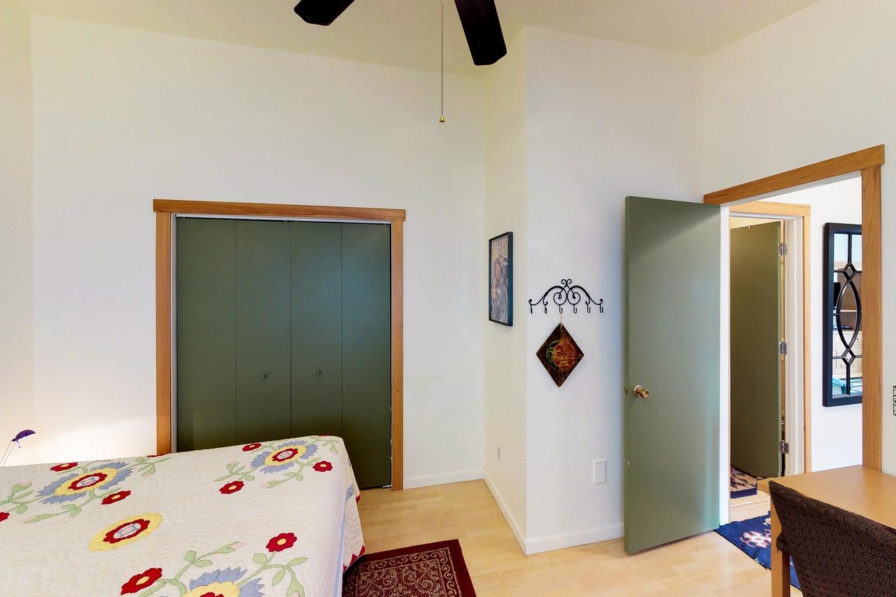 Brighton Condo #208 길드우드 외부 사진